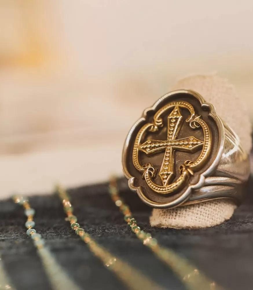 Femme Corpus Christi Bague Chevaliere Night Comes On En Argent Et Or