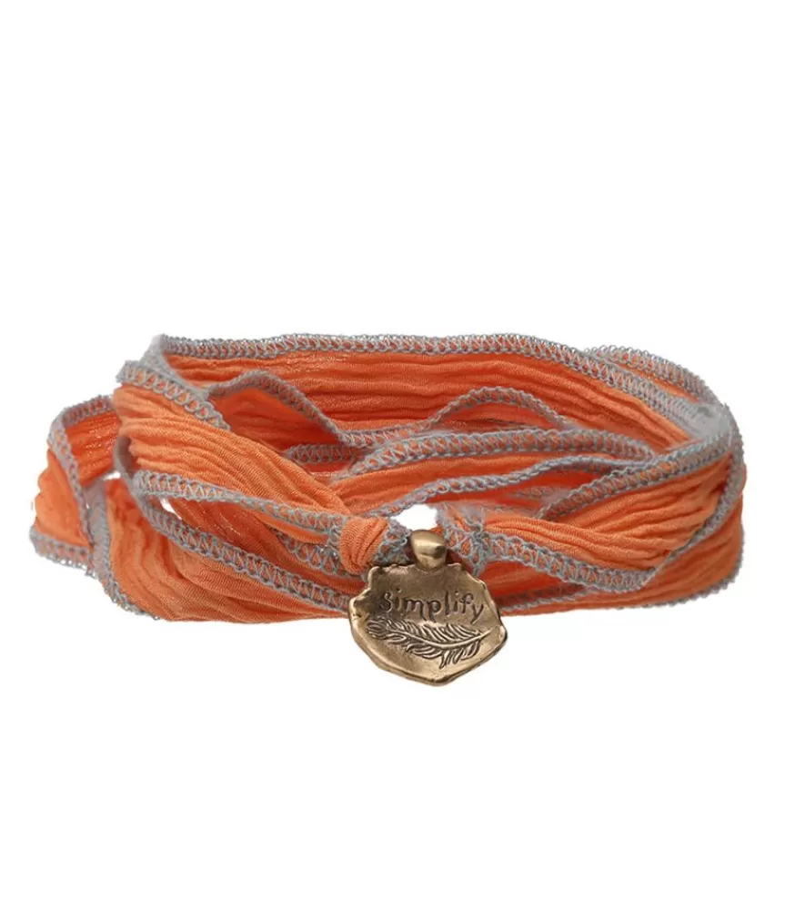 Femme Catherine Michiels Bracelet En Soie A Nouer Et Charm Simplify En Bronze